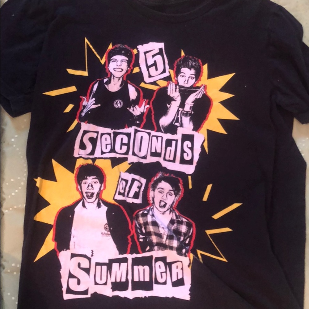 5 SOS Seconds of Summer black TShirt large